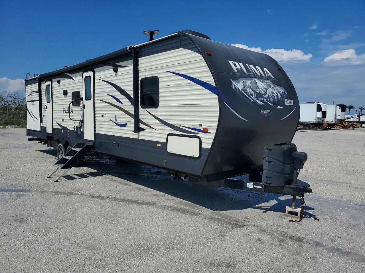 2019 FOREST RIVER Puma Towables — VIN 4X4TPUH27KP078110 — photo 1 of 10